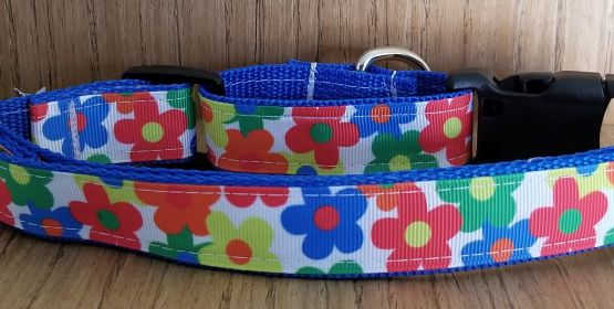 Leash/ Large/ Blue & Yellow & Orange & White Flowers